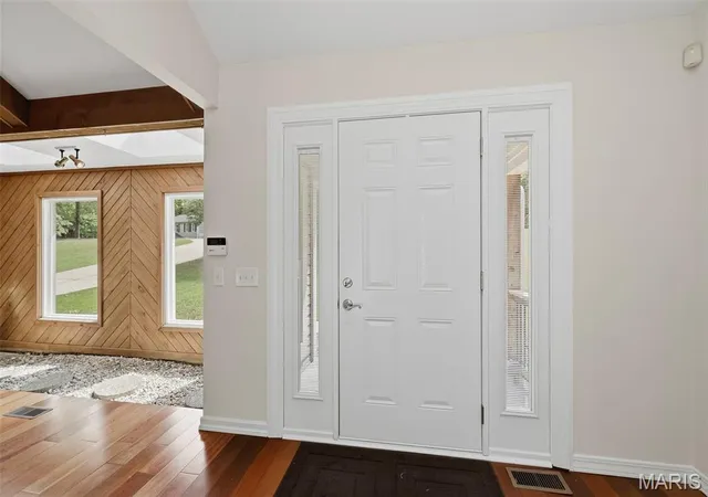Photo 3 of Single family home for sale at 18409 Woodland Meadows Dr, Wildwood, MO 63038 | MLS# MIS26058081 | Listing updated on 2026-09-15