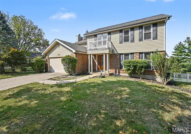 Photo 3 of Single family home for sale at 16263 Fullerton Meadows Dr, Wildwood, MO 63011 | MLS# MIS26058094 | Listing updated on 2026-10-02