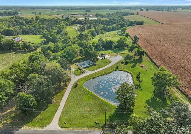 Photo 1 of Land for sale at 7112 Fields Dr, Moro, IL 62067 | MLS# MIS26058153 | Listing updated on 2026-09-11