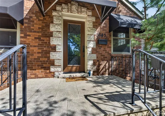 Photo 3 of Single family home for sale at 5643 Murdoch Ave, Saint Louis, MO 63109 | MLS# MIS26058172 | Listing updated on 2026-10-18