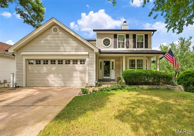 Single family home for sale at 16511 Hunters Xing Dr, Wildwood, MO 63040 | MLS# MIS26058179