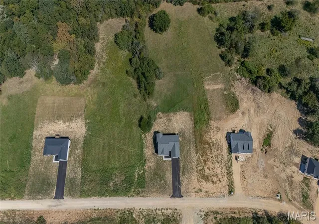 Photo 4 of Single family home for sale at 4317 Whispering Woods Rd, Farmington, MO 63640 | MLS# MIS26058207 | Listing updated on 2026-09-11