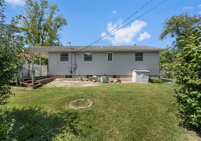 Photo 4 of Single family home for sale at 1444 Howell St, Cape Girardeau, MO 63701 | MLS# MIS26058224 | Listing updated on 2026-09-14
