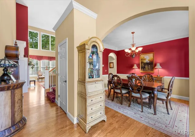 Photo 4 of Single family home for sale at 5 Timber Blf Ct, Glen Carbon, IL 62034 | MLS# MIS26058257 | Listing updated on 2026-09-11