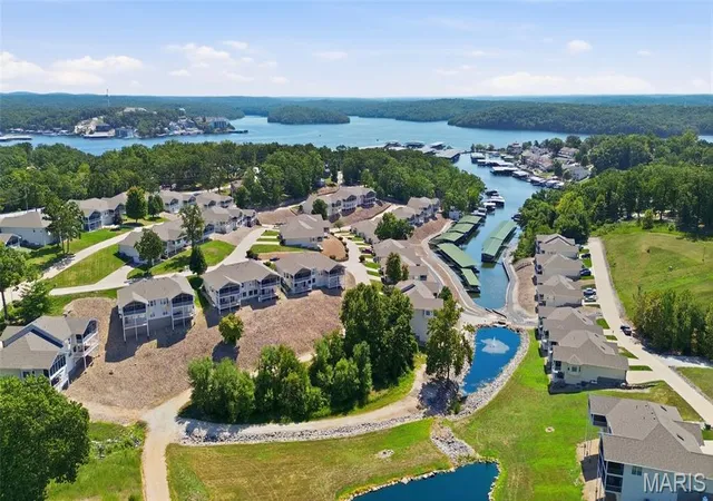 Photo 3 of Townhouse for sale at 5183 Vicus Castri, Osage Beach, MO 65065 | MLS# MIS26058279 | Listing updated on 2026-09-21