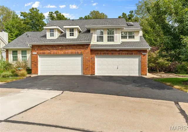 Photo 1 of Sale Pending at 13027 King Arthur Spur, Saint Louis, MO 63146 | MLS# MIS26058418 | Listing updated on 2026-09-14