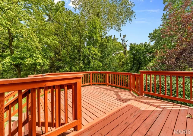 Photo 2 of Sale Pending at 13027 King Arthur Spur, Saint Louis, MO 63146 | MLS# MIS26058418 | Listing updated on 2026-09-14