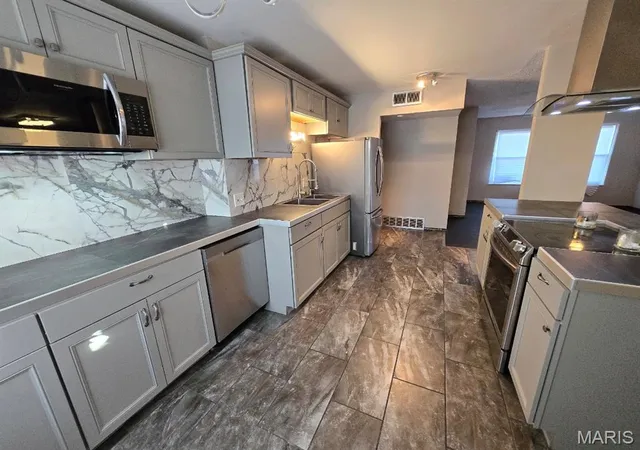 Photo 2 of Single family home for sale at 2536 Pershall Rd, Saint Louis, MO 63136 | MLS# MIS26058429 | Listing updated on 2026-09-29