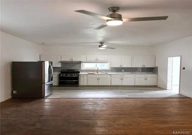 Photo 3 of Single family home for sale at 319 S Hamilton St, Marissa, IL 62257 | MLS# MIS26058446 | Listing updated on 2026-10-26