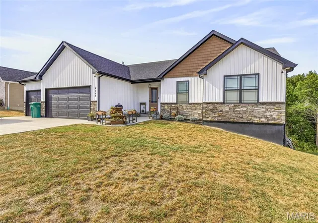 Photo 1 of Single family home for sale at 4343 Lockeport Landing, Hillsboro, MO 63050 | MLS# MIS26058449 | Listing updated on 2026-09-11