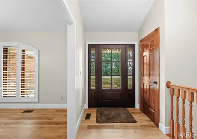Photo 3 of Single family home for sale at 555 Kensington Pl, Festus, MO 63028 | MLS# MIS26058475 | Listing updated on 2026-10-02
