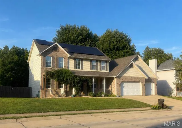 Photo 2 of Single family home for sale at 326 Fairwood Hills Rd, O Fallon, IL 62269 | MLS# MIS26058503 | Listing updated on 2026-09-11