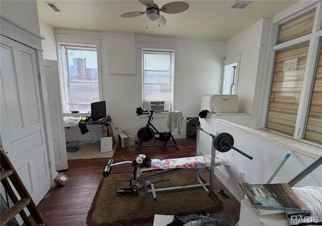 Photo 15 of Single family home for sale at 3319 Wisconsin Ave, Saint Louis, MO 63118 | MLS# MIS26058532 | Listing updated on 2026-09-25