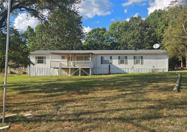 Photo 2 of Sale Pending at 7813 County Rd 3850, Peace Valley, MO 65788 | MLS# MIS26058594 | Listing updated on 2026-09-21