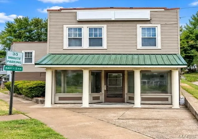 Photo 21 of Single family home for sale at 300 Grand Ave, Hannibal, MO 63401 | MLS# MIS26058614 | Listing updated on 2026-10-13
