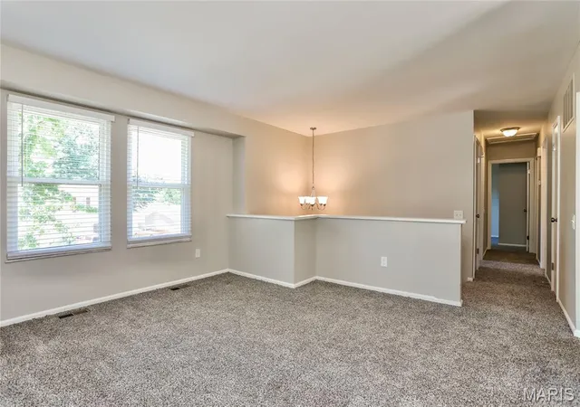 Photo 3 of Single family home for sale at 18 River Blf Dr, Saint Peters, MO 63376 | MLS# MIS26058623 | Listing updated on 2026-09-10