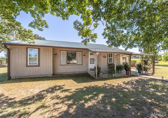 Photo 1 of Single family home for sale at 1612 Ripley 142e 20, Doniphan, MO 63935 | MLS# MIS26058631 | Listing updated on 2026-09-16