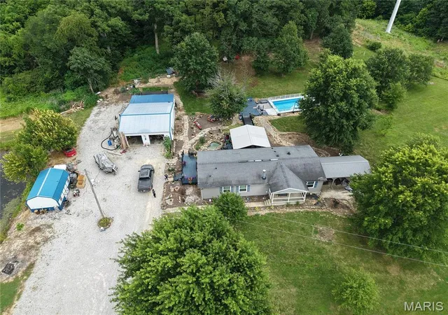 Photo 4 of Single family home for sale at 6360 Southfork Rd, Red Bud, IL 62278 | MLS# MIS26058655 | Listing updated on 2026-10-13
