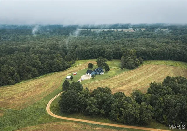 Photo 3 of House for sale at 29300 State Hwy Yy, Marquand, MO 63655 | MLS# MIS26058660 | Listing updated on 2026-09-26