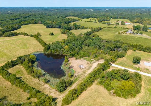 Photo 3 of Land for sale at Tbd 658 Acres Roark Acres, New Bloomfield, MO 65063 | MLS# MIS26058668 | Listing updated on 2026-09-10