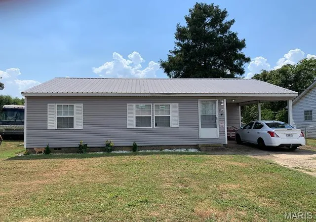 Photo 1 of Single family home for sale at 311 W Main St, Parma, MO 63870 | MLS# MIS26058676 | Listing updated on 2026-09-25