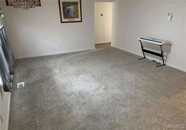 Photo 3 of Single family home for sale at 311 W Main St, Parma, MO 63870 | MLS# MIS26058676 | Listing updated on 2026-09-25