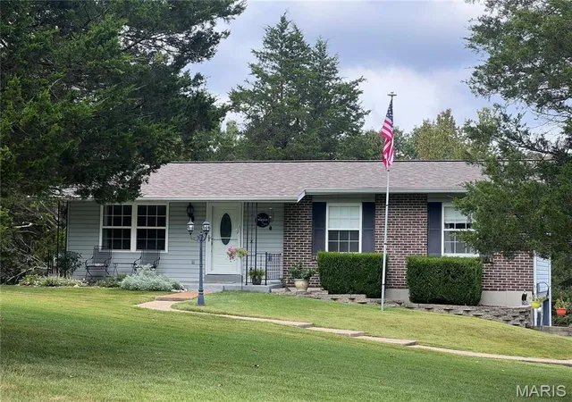 Single family home for sale at 4 Laura Ln, Festus, MO 63028 | MLS# MIS26058684