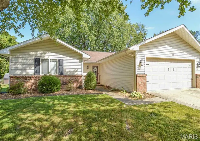 Photo 3 of Single family home for sale at 72 Innsbruck Ln, Belleville, IL 62221 | MLS# MIS26058710 | Listing updated on 2026-09-14