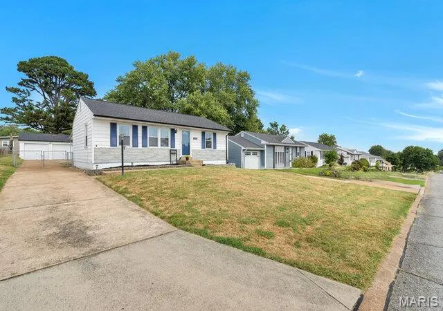 Single family home for sale at 11105 Pine Forest Dr, Saint Louis, MO 63126 | MLS# MIS26058732 | Listing updated on 2026-09-12