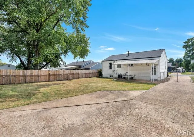 Single family home for sale at 11105 Pine Forest Dr, Saint Louis, MO 63126 | MLS# MIS26058732 | Listing updated on 2026-09-12