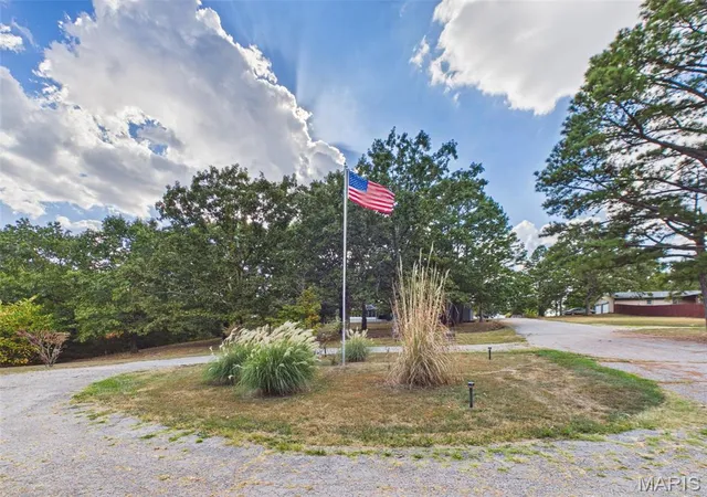Photo 2 of Single family home for sale at 13950 Haystack Ln, Dixon, MO 65459 | MLS# MIS26058737 | Listing updated on 2026-10-01
