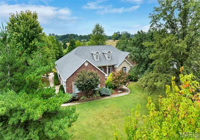 Single family home for sale at 5704 Vogel Pl, Millstadt, IL 62260 | MLS# MIS26058764