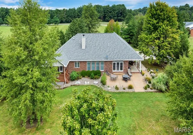 Photo 3 of Single family home for sale at 5704 Vogel Pl, Millstadt, IL 62260 | MLS# MIS26058764 | Listing updated on 2026-09-11