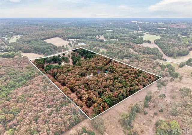Photo 3 of Single family home for sale at 22025 Burlington Rd, Crocker, MO 65452 | MLS# MIS26058772 | Listing updated on 2026-09-11