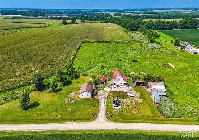 Photo 1 of Land for sale at 31467 Lark Rd, Vandalia, MO 63382 | MLS# MIS26058799 | Listing updated on 2026-09-11