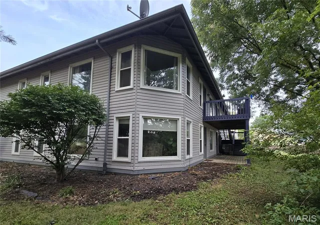 Photo 3 of Single family home for sale at 266 Savoy Dr, Lake Saint Louis, MO 63367 | MLS# MIS26058813 | Listing updated on 2026-09-24
