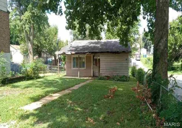 Photo 2 of Single family home for sale at 9501 Kirchner Ave, Saint Louis, MO 63125 | MLS# MIS26058820 | Listing updated on 2026-09-11