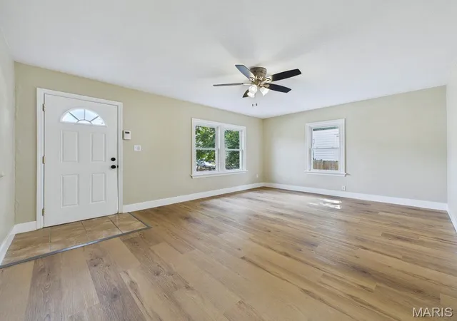 Photo 3 of Sale Pending at 448 N 2nd Street, Wood River, IL 62095 | MLS# MIS26058922 | Listing updated on 2026-09-14