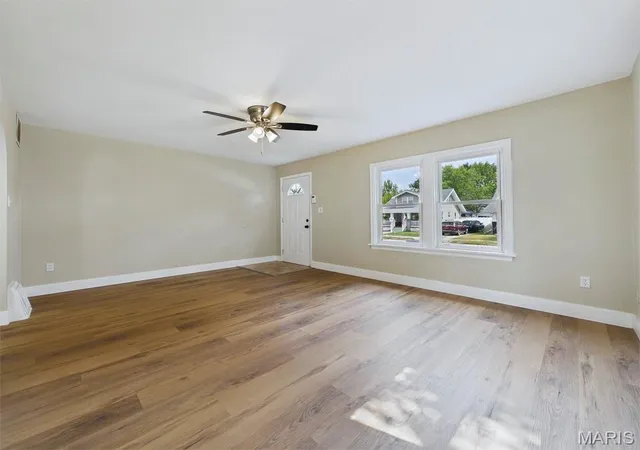 Photo 3 of Sale Pending at 448 N 2nd Street, Wood River, IL 62095 | MLS# MIS26058922 | Listing updated on 2026-10-18