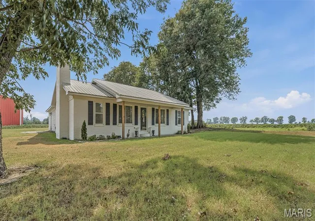 Photo 3 of Single family home for sale at 19286 County Rd 512, Kennett, MO 63857 | MLS# MIS26058928 | Listing updated on 2026-09-11