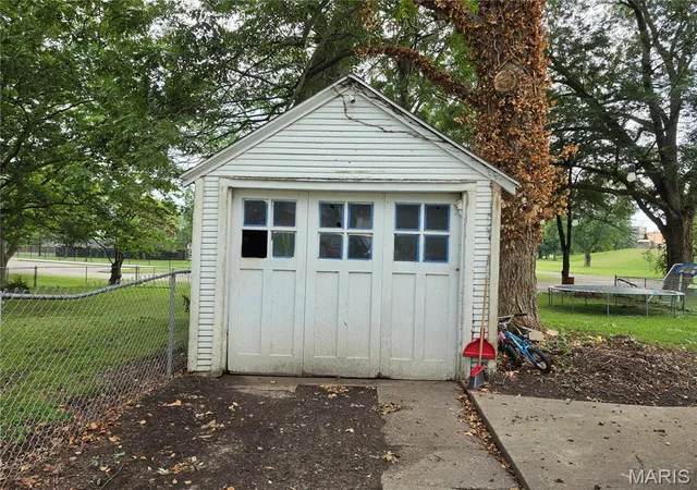 Photo 3 of Single family home for sale at 1465 Rose St, Cape Girardeau, MO 63701 | MLS# MIS26058935 | Listing updated on 2026-09-14