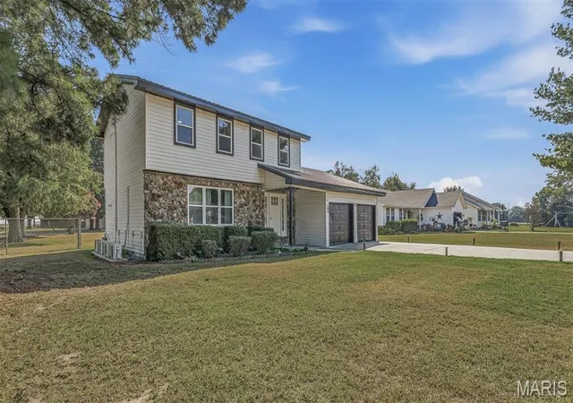 Photo 2 of Single family home for sale at 100 Pecan Blvd, Senath, MO 63876 | MLS# MIS26058952 | Listing updated on 2026-09-12