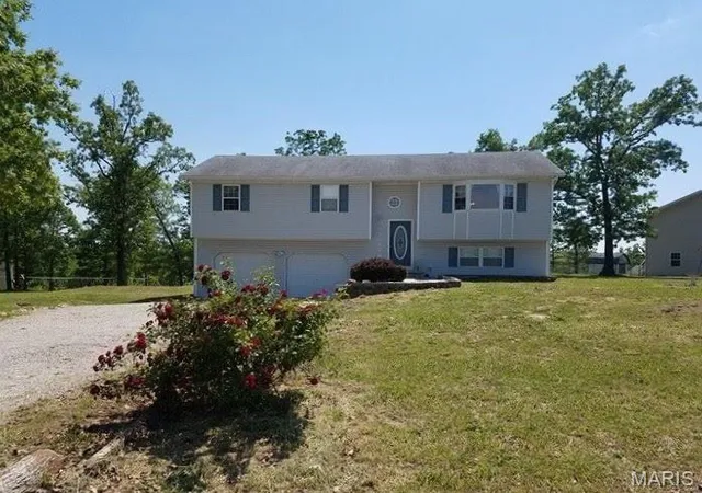 Single family home for sale at 15370 Top Dr, Saint Robert, MO 65584 | MLS# MIS26058964