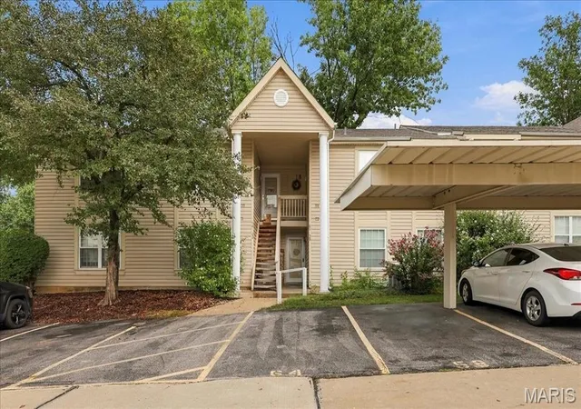 Condo for sale at 60 Sugar Ridge Ct #6, Saint Peters, MO 63376 | MLS# MIS26058981