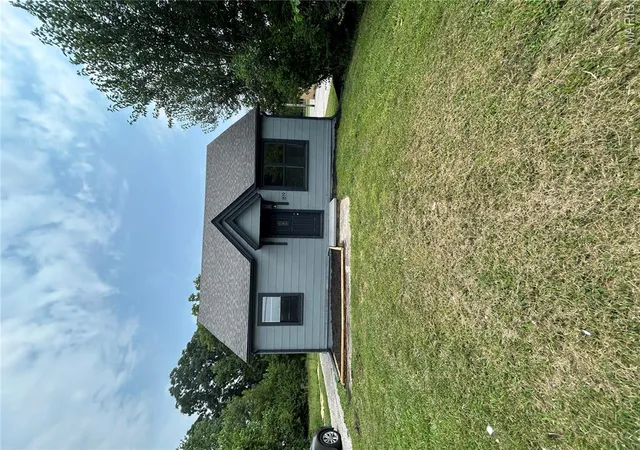 Photo 1 of Sale Pending at 1819 Jerome Ln, East Saint Louis, IL 62206 | MLS# MIS26059043 | Listing updated on 2026-09-12