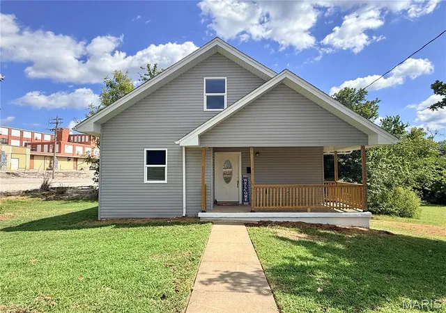 Photo 1 of Single family home for sale at 501 Holly St, Perryville, MO 63775 | MLS# MIS26059047 | Listing updated on 2026-09-15