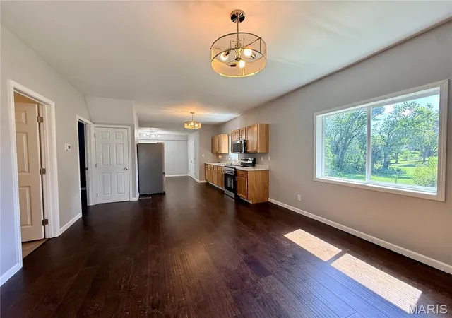 Photo 2 of Single family home for sale at 501 Holly St, Perryville, MO 63775 | MLS# MIS26059047 | Listing updated on 2026-09-15