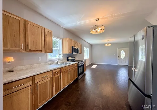 Photo 4 of Single family home for sale at 501 Holly St, Perryville, MO 63775 | MLS# MIS26059047 | Listing updated on 2026-09-15