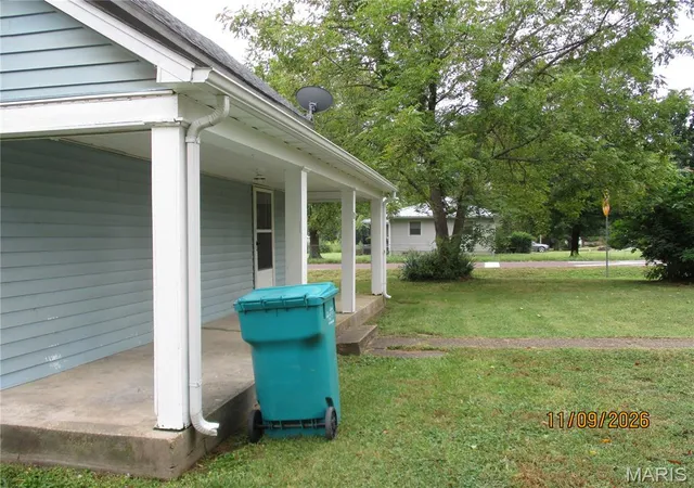 Photo 1 of Single family home for sale at 204 E Blue Bird Ln, Leasburg, MO 65535 | MLS# MIS26059056 | Listing updated on 2026-09-12