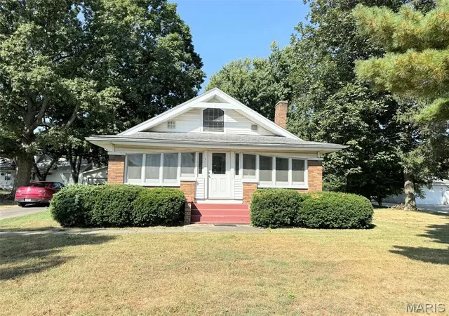 Photo 1 of Single family home for sale at 147 Us Hwy 51, Pana, IL 62557 | MLS# MIS26059068 | Listing updated on 2026-10-20